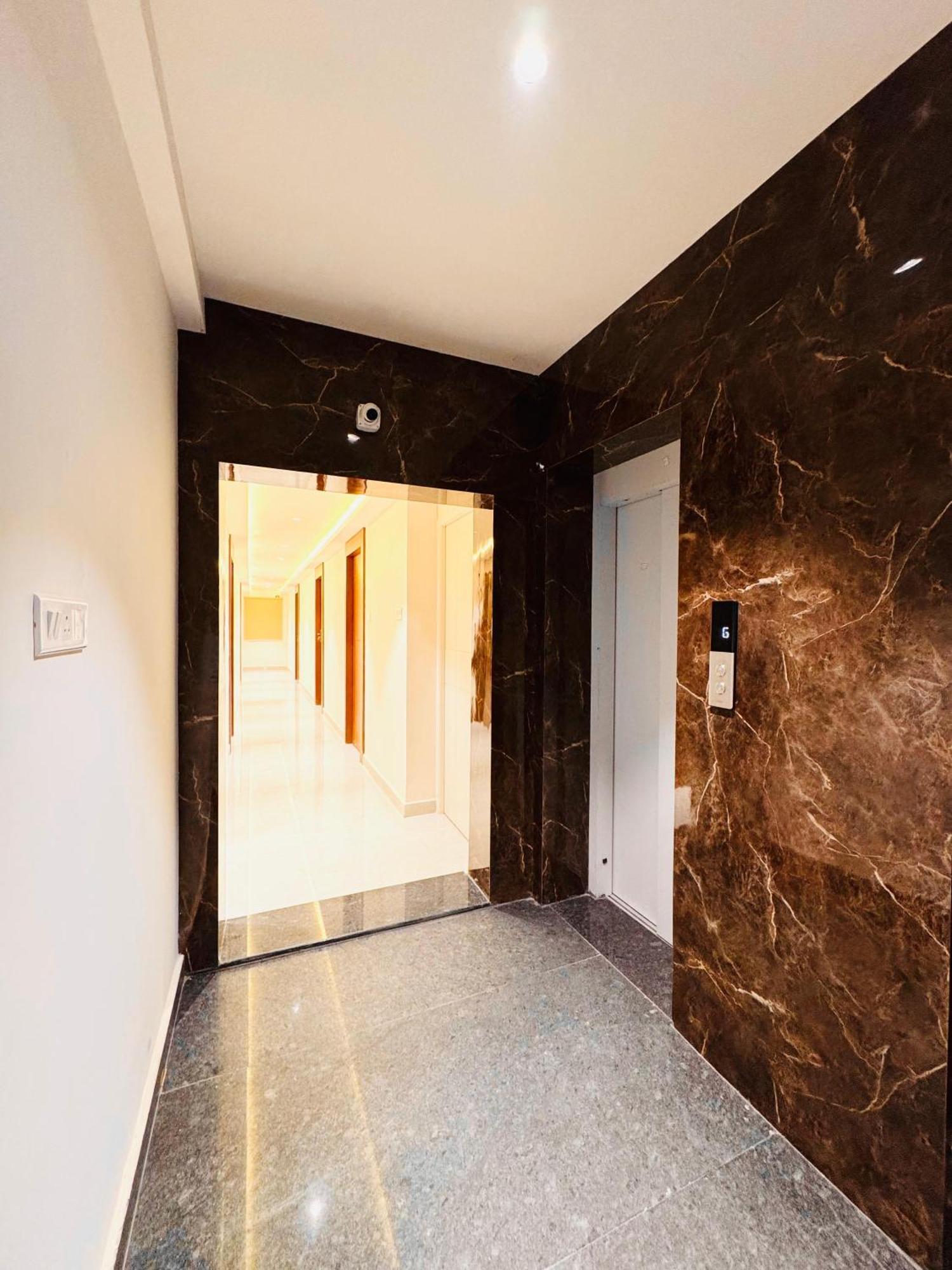 Hotel Star Avenue - Indiranagar Bangalore Exterior photo
